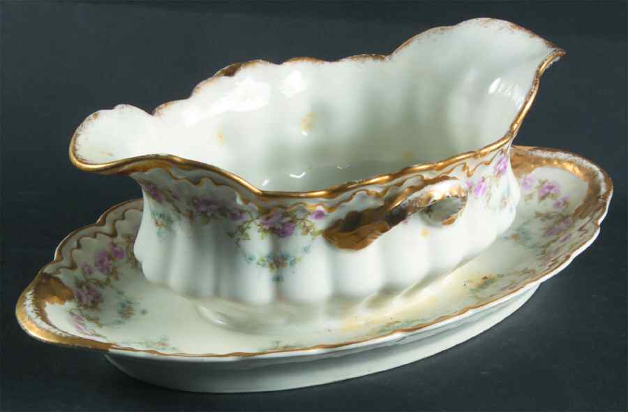 Schleiger 877-2 Gravy Boat with Attached Underplate by Haviland-1