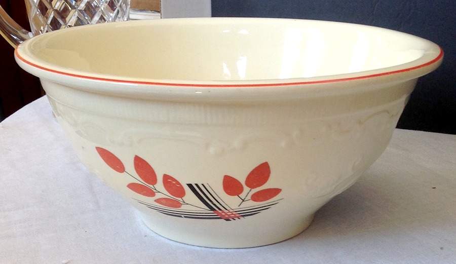 Art Deco Leaves 11" Mixing Bowl by Homer Laughlin -1