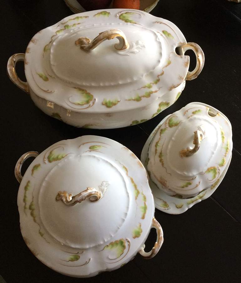 H2441 Tureen &  Lid by Haviland-1