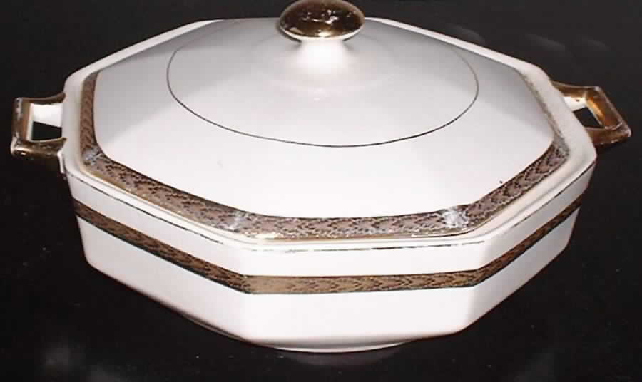 HLC3144 Octagonal Covered Vegetable by Homer Laughlin -1