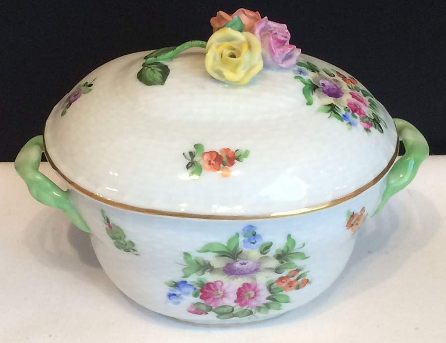 HER38 4" Oval Bon Bon & Lid by Herend-1