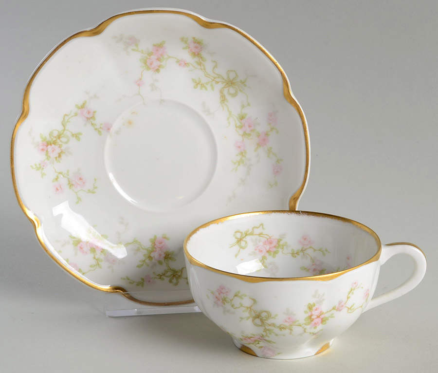Schleiger 161-4 Footed Cup & Saucer Set by Haviland-1