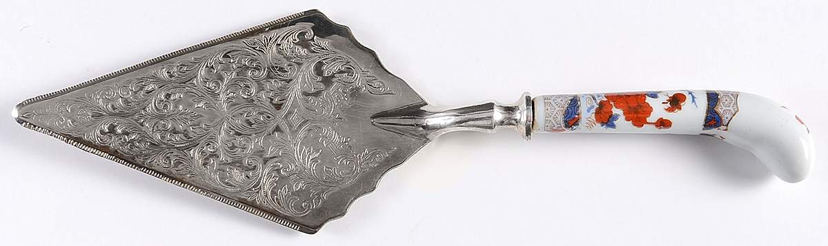 Mandarin Pie Server with Stainless Blade by House of Prill-1