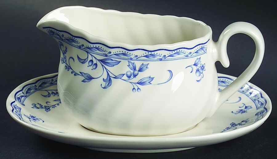 Simplicity Gravy Boat & Underplate by Heritage Mint-1