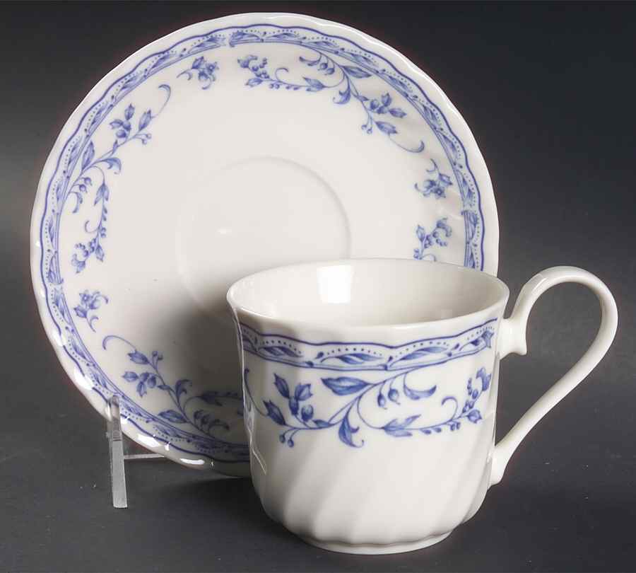 Simplicity Flat Cup & Saucer Set by Heritage Mint-1