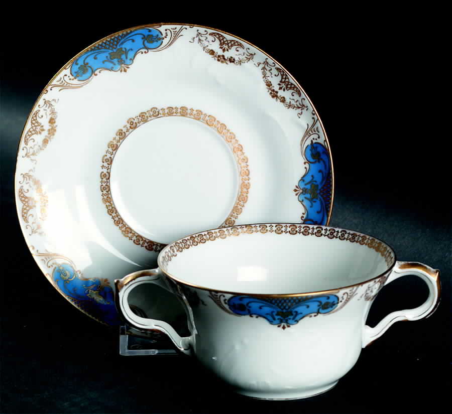 H2572 Flat Bouillon Cup & Saucer by Haviland-1