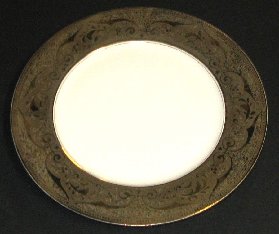 HUT1264 Dinner Plate by Hutschenreuther-1