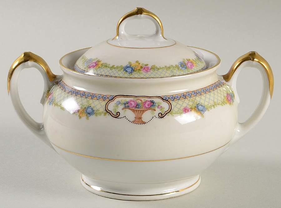 HWC22 Sugar Bowl & Lid by HW (Germany, Czech)-1