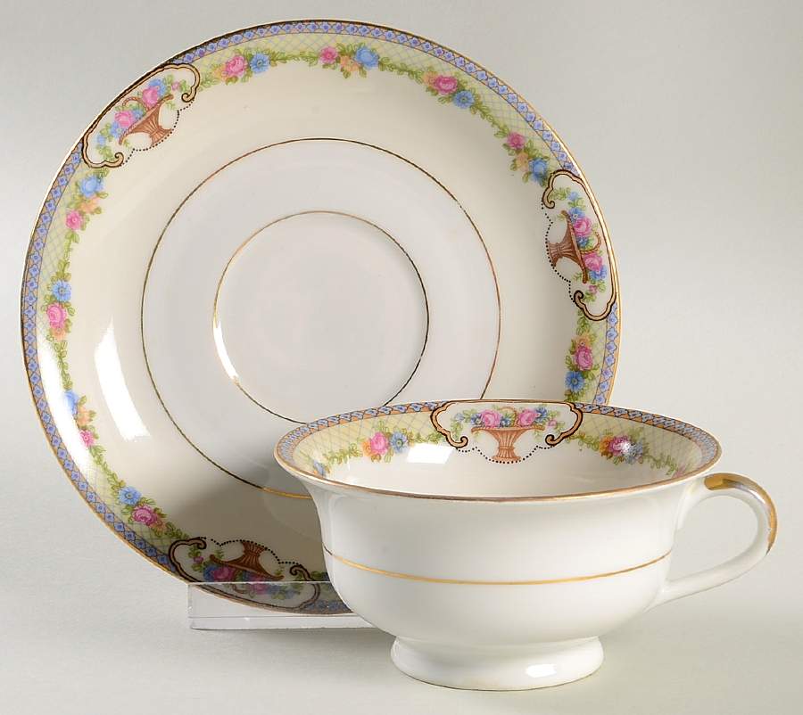 HWC22 Footed Cup & Saucer Set by HW (Germany, Czech)-1