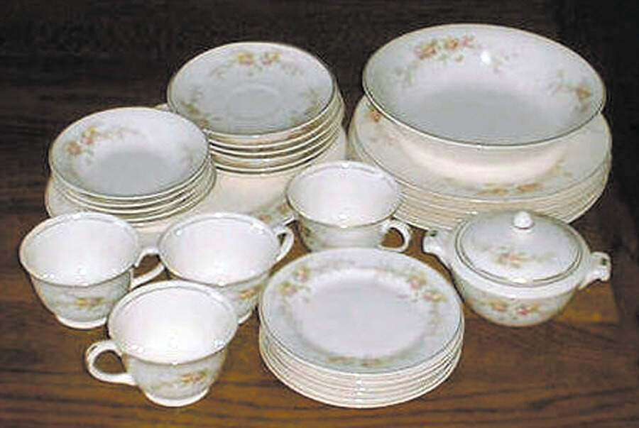 Sweetheart Rose (Virginia) Salad Plate by Harker-1