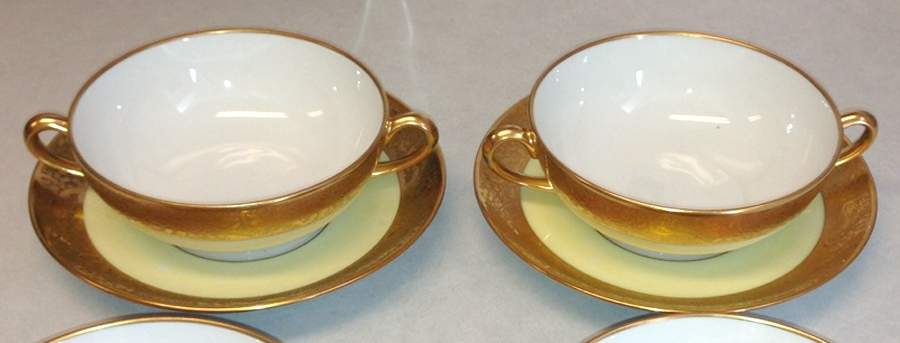 HUT1043 Flat Bouillon Cup & Saucer by Hutschenreuther-1