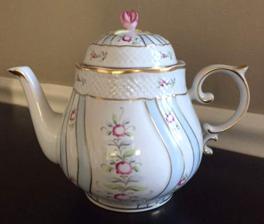Savaria (Blue) Teapot & Lid by Hollohaza-1