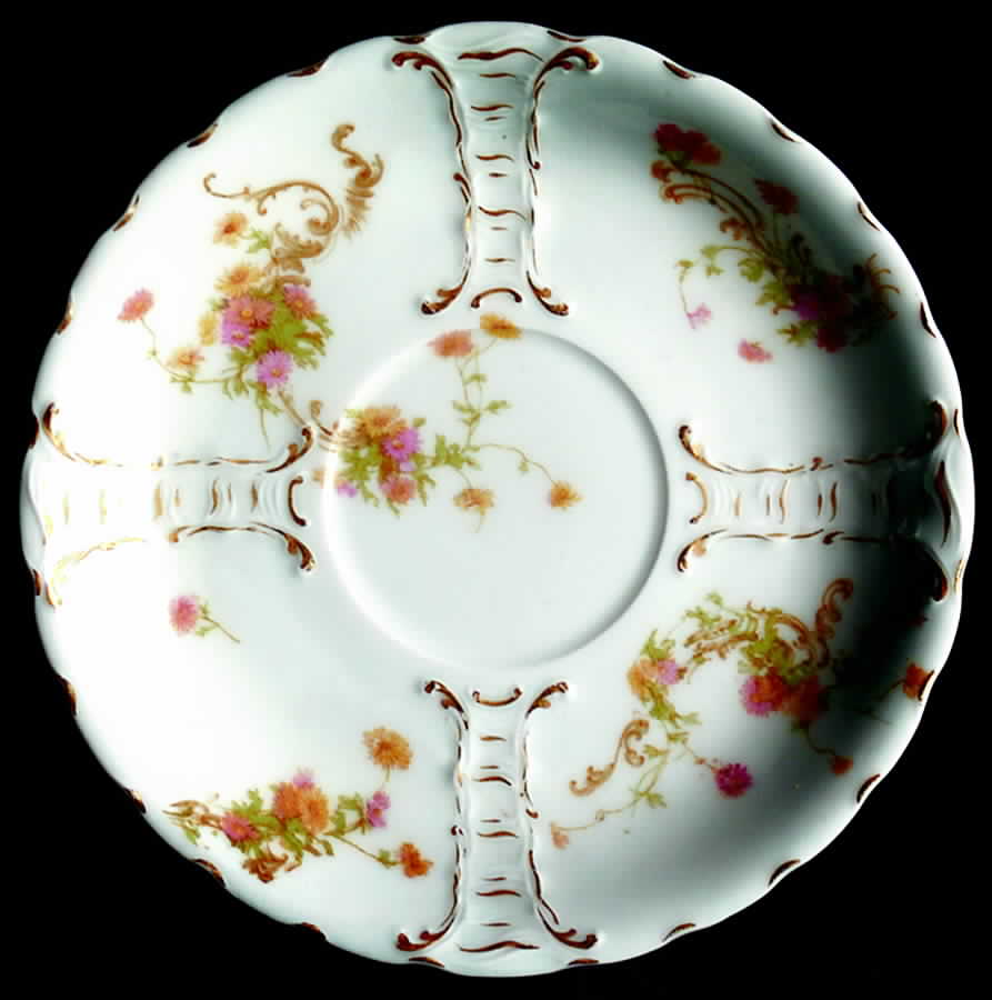 H2513 Saucer by Haviland-1