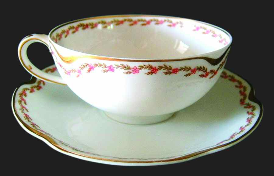 H2522 Footed Cup & Saucer Set by Haviland-1