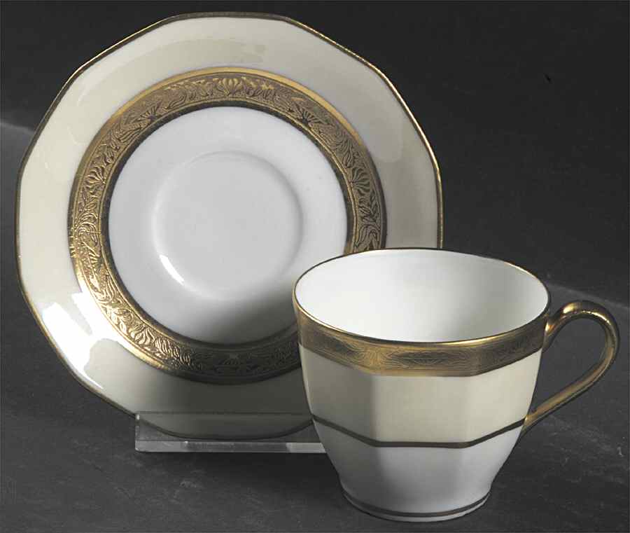 H2585 Flat Demitasse Cup & Saucer Set by Haviland-1