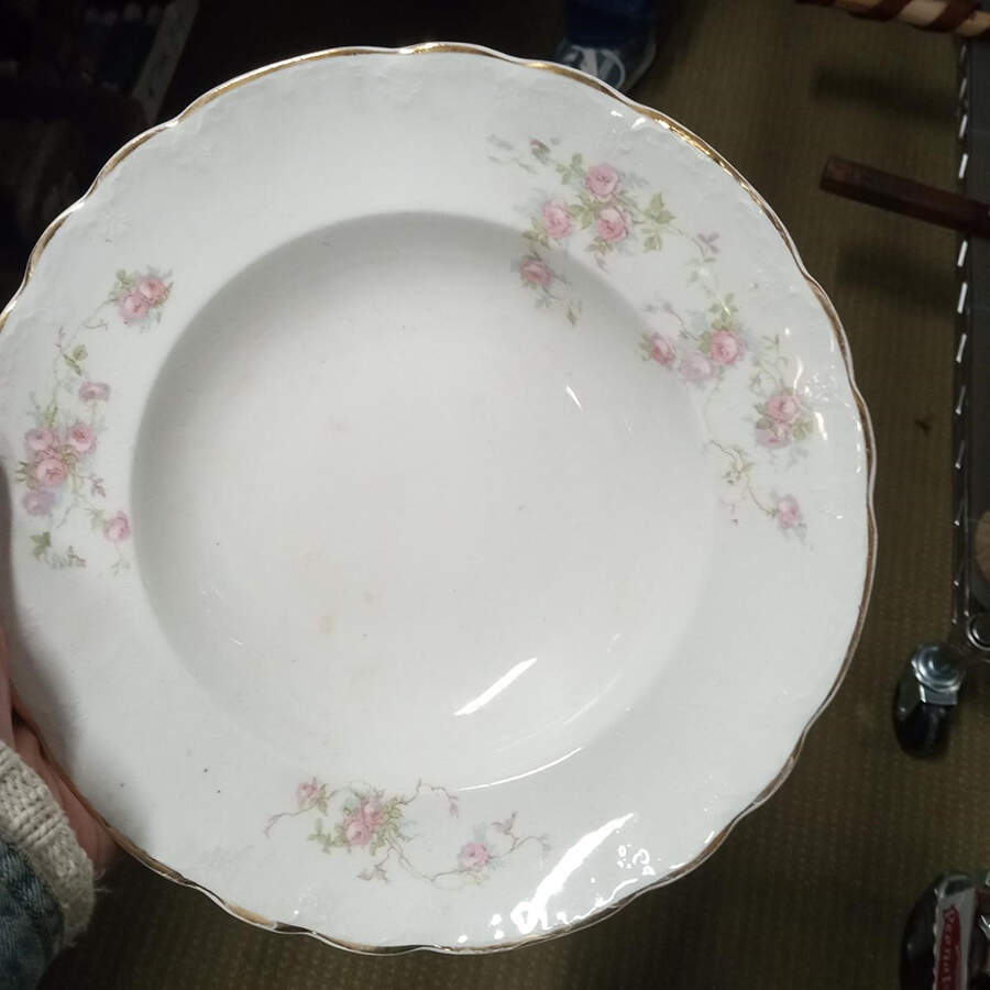 H240 Large Rim Soup Bowl by Homer Laughlin -1
