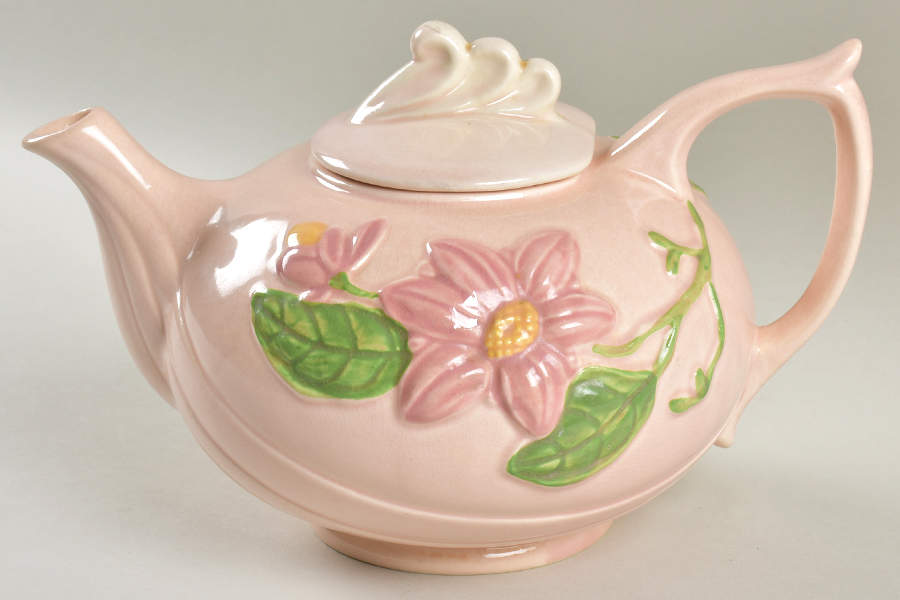 Magnolia Pink Gloss (No Trim) Teapot & Lid by Hull-1