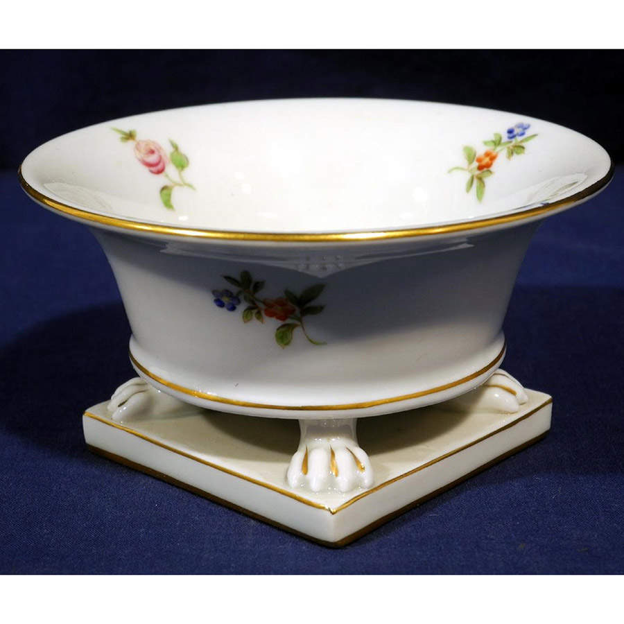 Petit Bouquet de Rose 2" Footed Urn by Herend-1