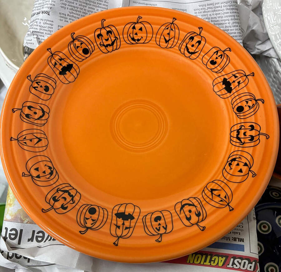Fiesta Tangerine (Intro 2003) Luncheon Plate by Homer Laughlin -1