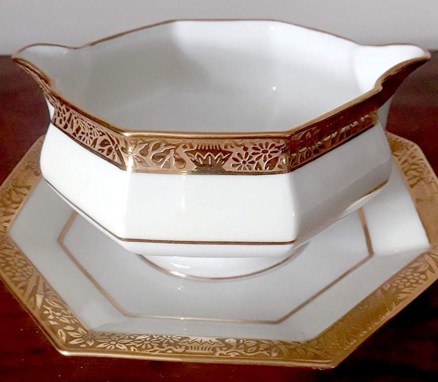 H2594 Gravy Boat with Attached Underplate by Haviland-1