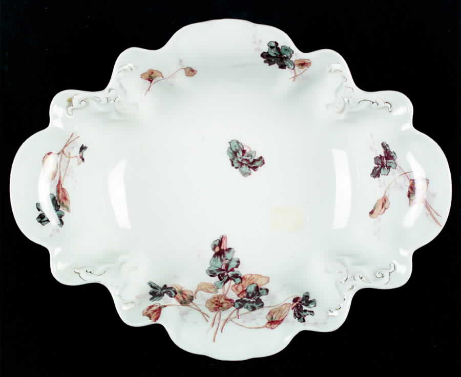 H2614 10" Oval Vegetable Bowl by Haviland-1