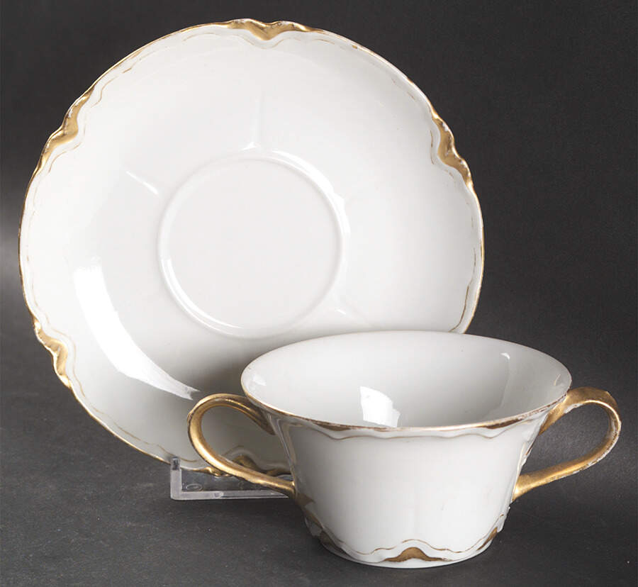 H2660 Flat Bouillon Cup & Saucer by Haviland-1