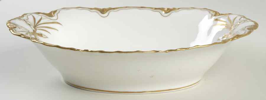 H2660 10" Oval Vegetable Bowl by Haviland-1