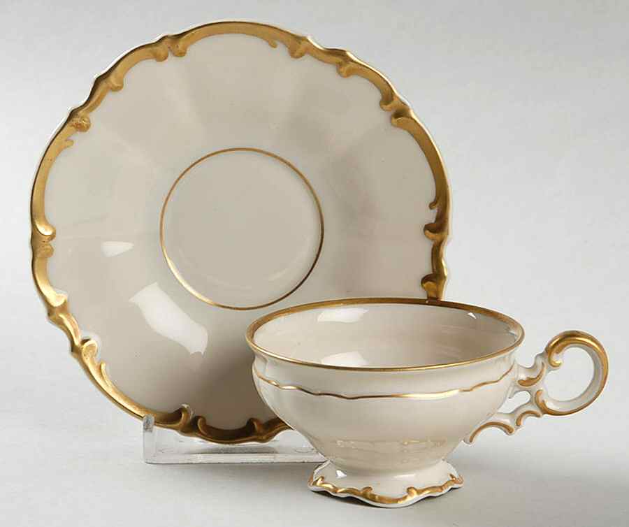 5810 Footed Demitasse Cup & Saucer Set by Hutschenreuther-1