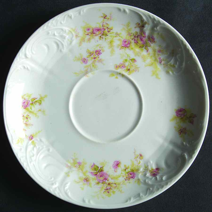 H2686 Saucer by Haviland-1