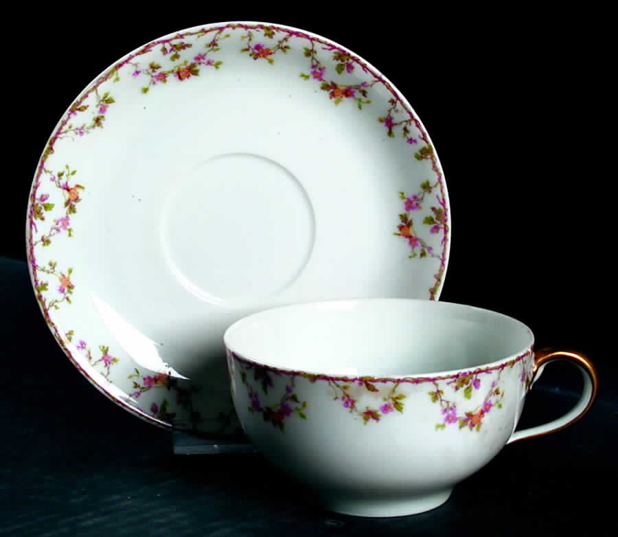 Schleiger 109-4 Flat Cup & Saucer Set by Haviland-1