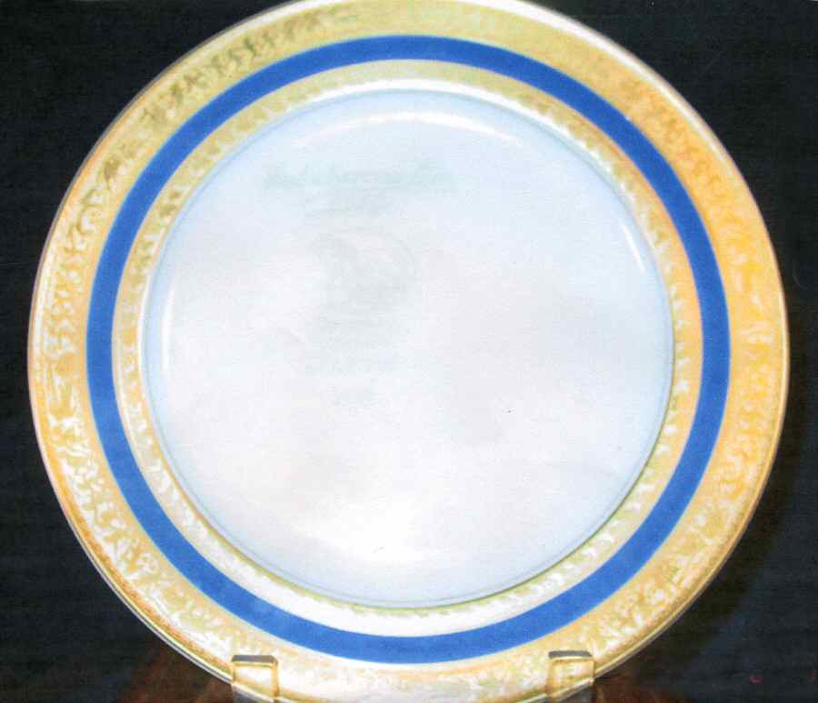 HUT1291 Dinner Plate by Hutschenreuther-1