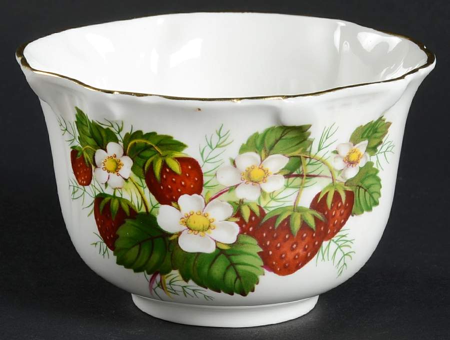 Strawberry Ripe Open Sugar Bowl by Hammersley-1