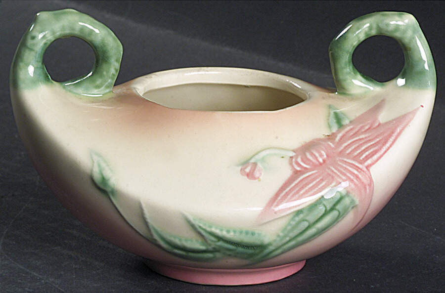 Woodland Peach Pink (Glossy) Sugar Bowl No Lid by Hull-1