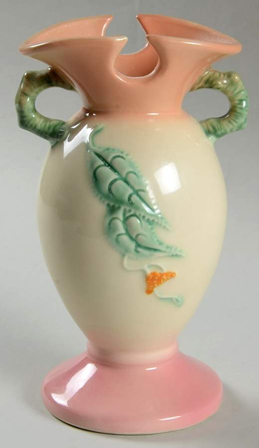Woodland Peach Pink (Glossy) 6" Handled Vase by Hull-1