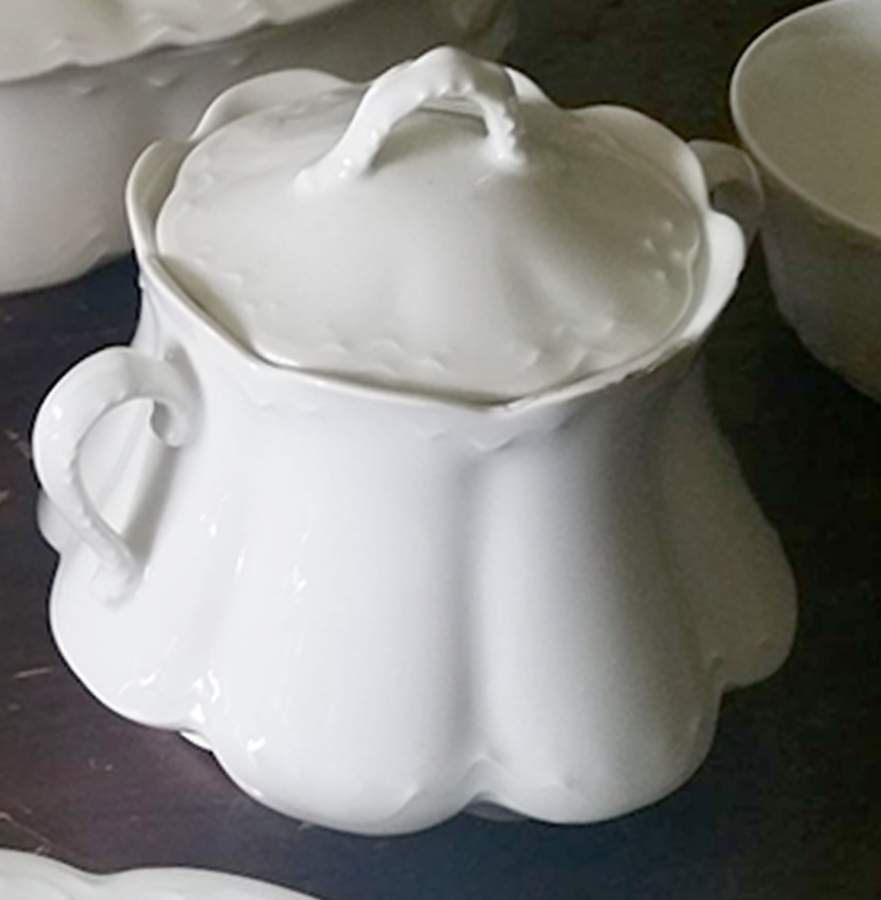 H2720 Sugar Bowl & Lid by Haviland-1
