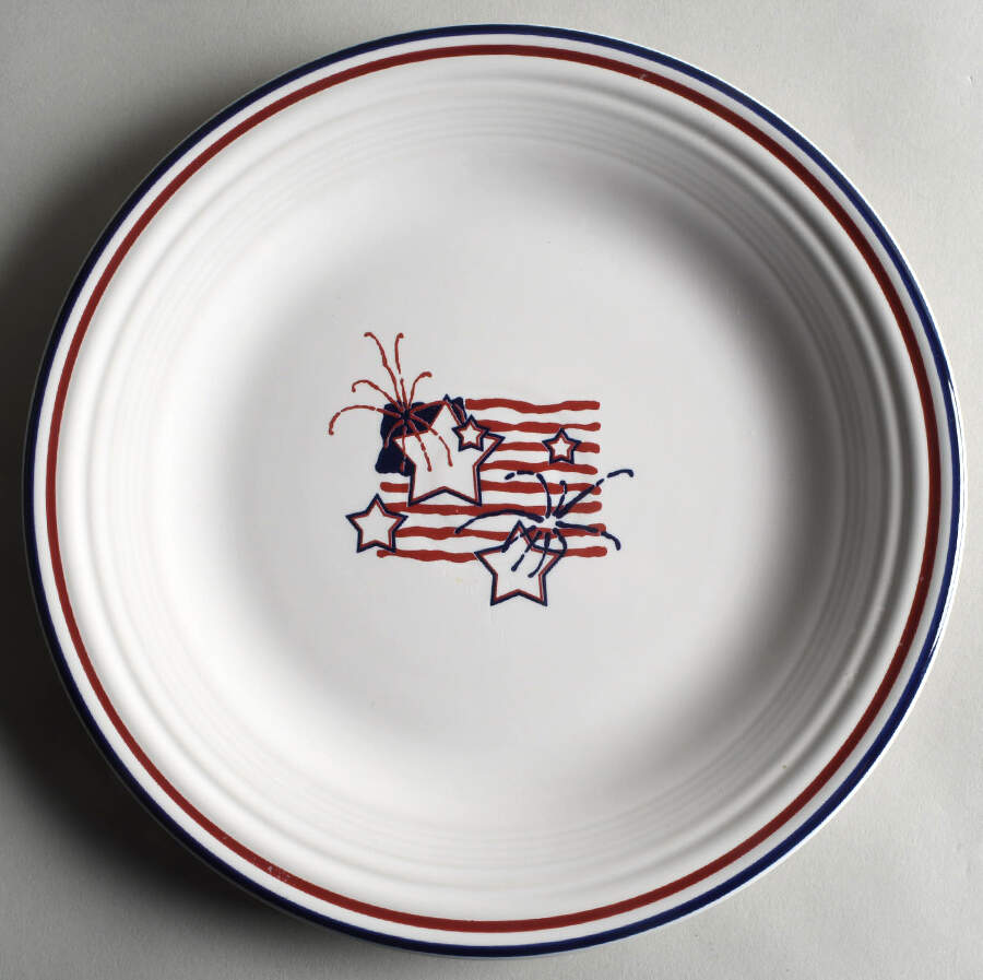 Fiesta Stars & Stripes Dinner Plate by Homer Laughlin -1