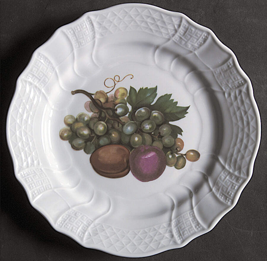 HUT1308 Salad Plate by Hutschenreuther-1