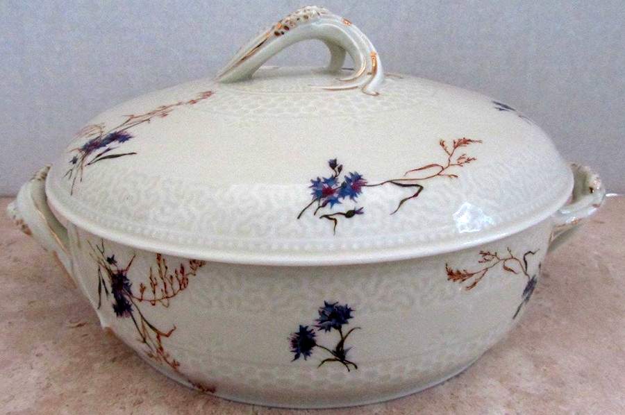 Schleiger 435-1 Round Covered Vegetable by Haviland-1