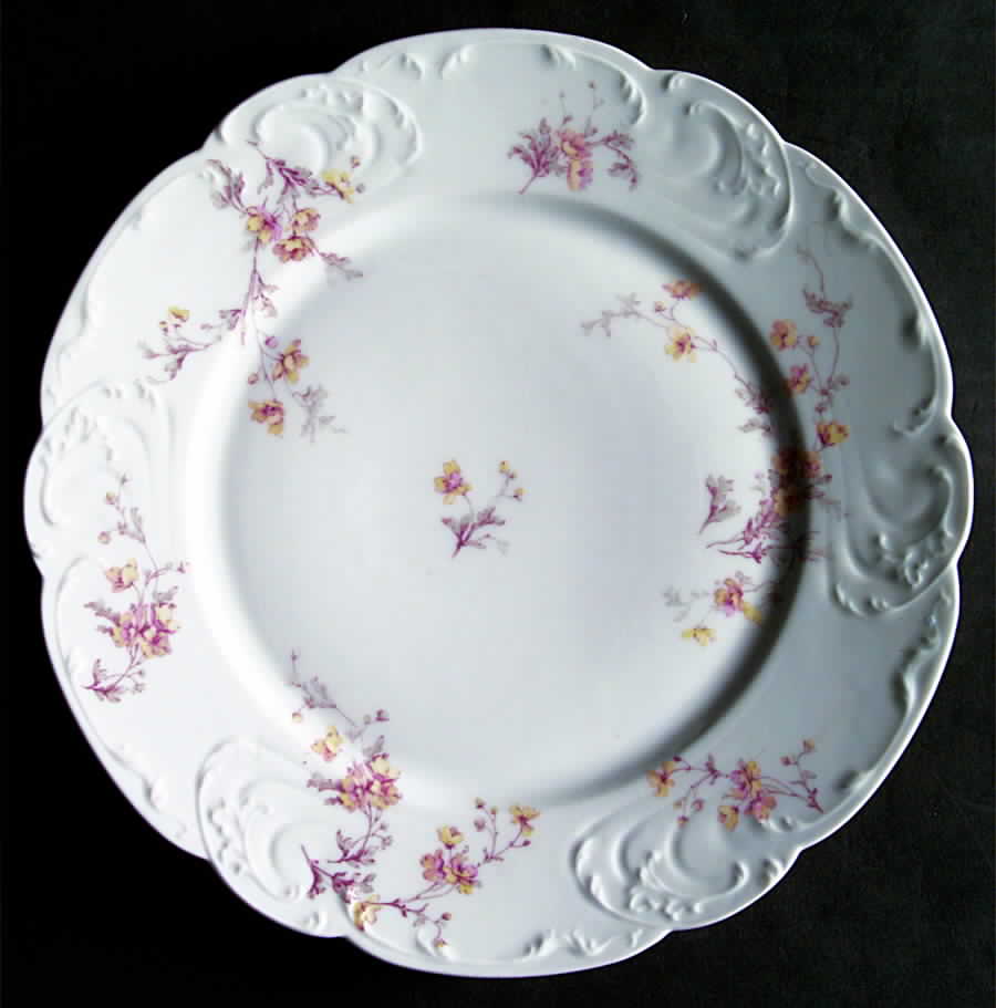 Schleiger 670-2 Dinner Plate by Haviland-1