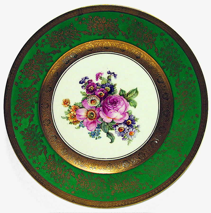 HUT1311 Service Plate (Charger) by Hutschenreuther-1