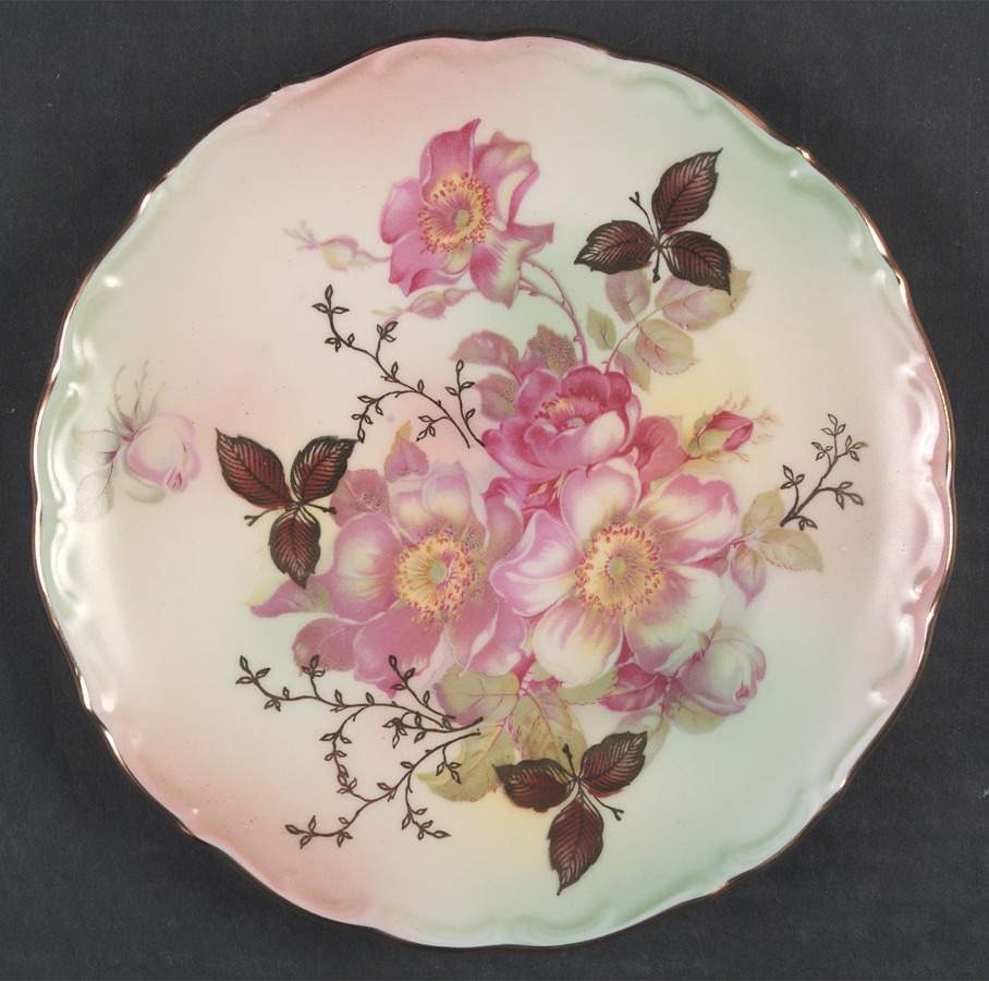 HGE1 Coupe Salad Plate by House of Goebel-1