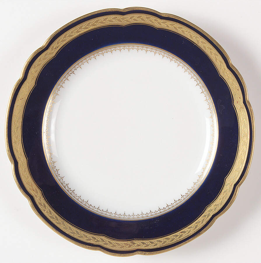 HUT1315 Bread & Butter Plate by Hutschenreuther-1