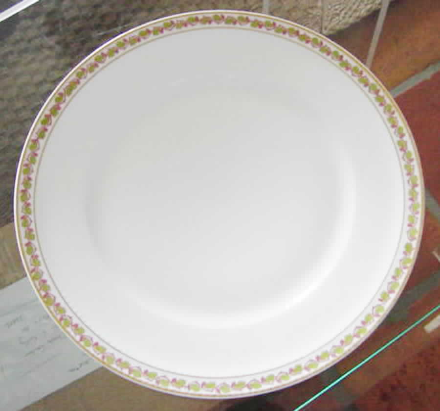 Schleiger 988-1 Dinner Plate by Haviland-1