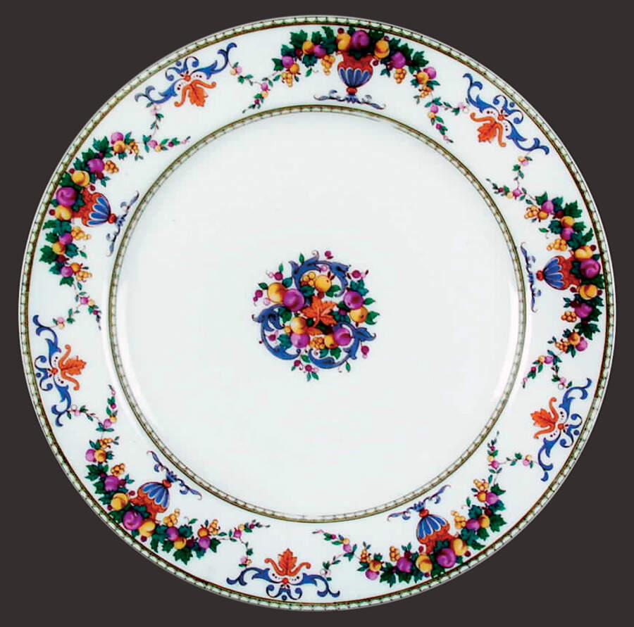Schleiger 931-1 Dinner Plate by Haviland-1