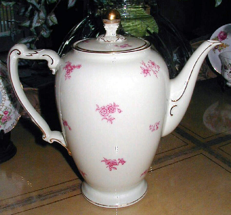 HC823 Coffee Pot & Lid by Heinrich - H&C-1
