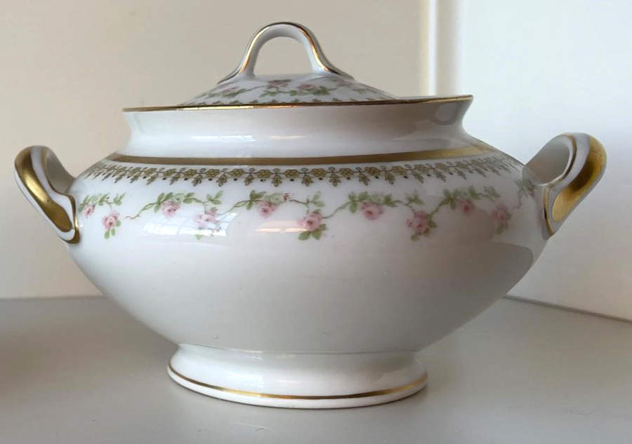 Schleiger 620-1 Sugar Bowl & Lid by Haviland-1
