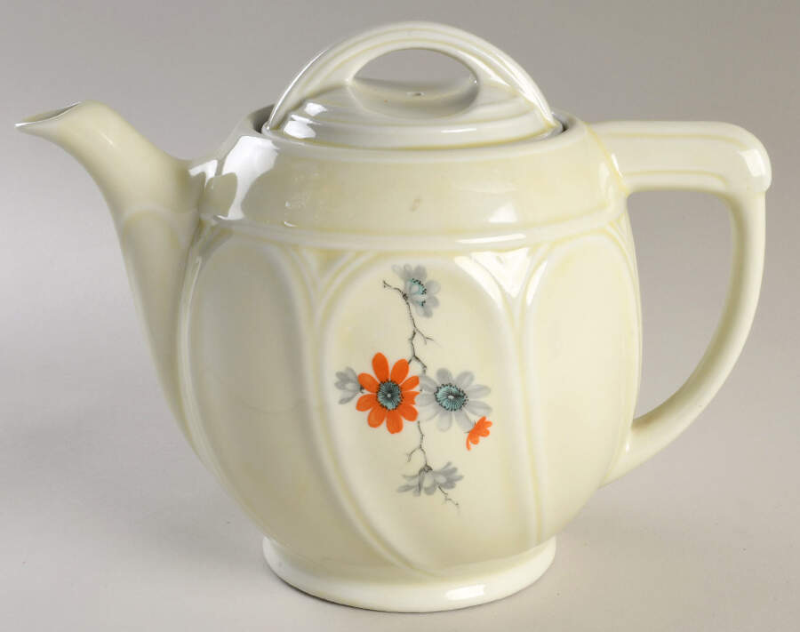 Daisy Cathedral Coffee Pot & Lid by Hall-1