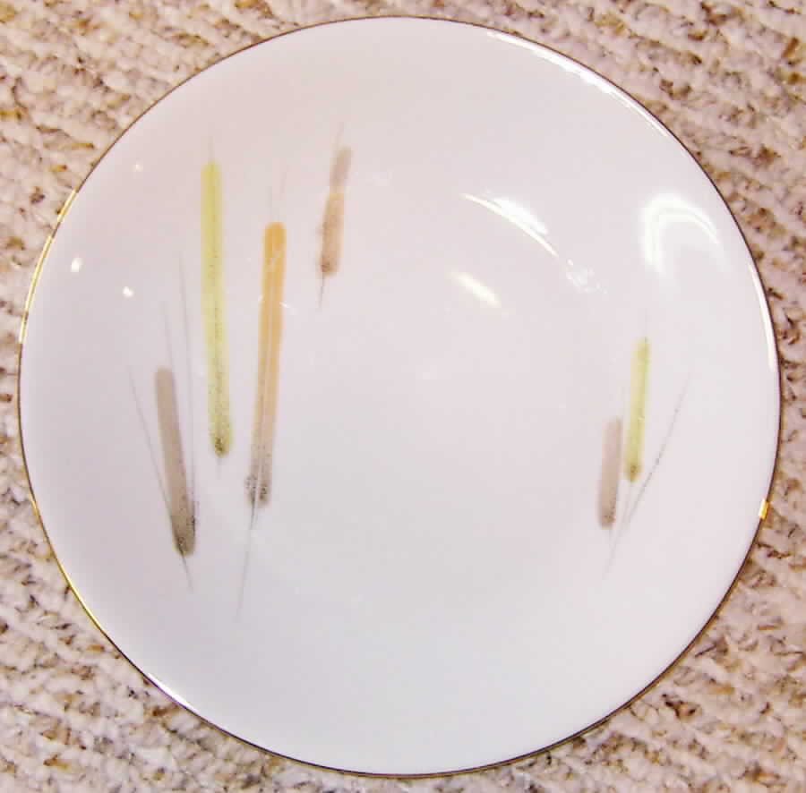 2134 Dinner Plate by Hutschenreuther-1
