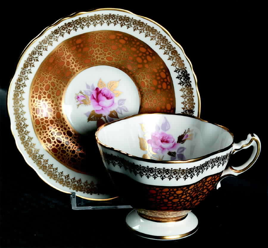 S187-48 Footed Cup & Saucer Set by Hammersley-1