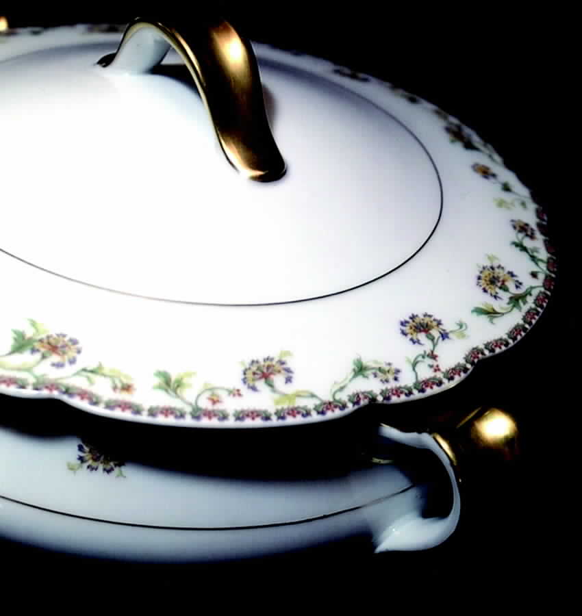 Schleiger 105-1 Round Covered Vegetable by Haviland-1